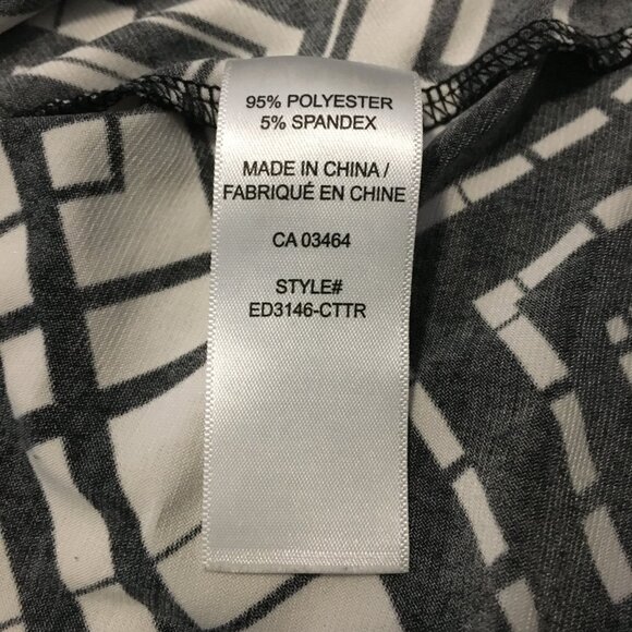 Ricki's Retro B&W Zigzag Stretchy Tunic Shirt - Picture 10 of 16